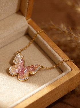 小香风甜美轻奢渐变蝴蝶锆石吊坠项链女高级感轻奢小众锁骨链颈链