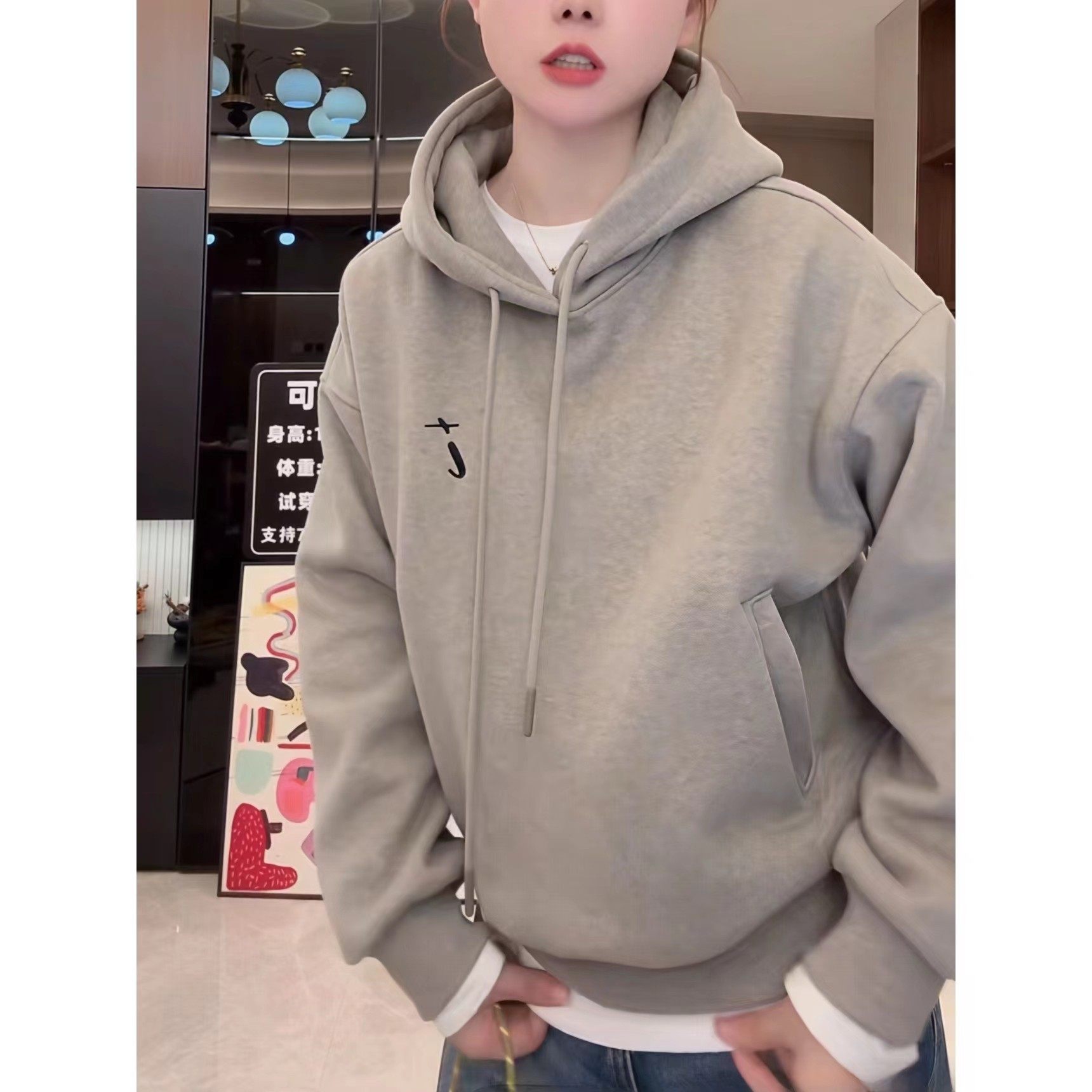 设计感刺绣加绒加厚连帽卫衣女2025秋冬新款百搭休闲风套头上衣潮,淘宝优惠券,粉丝福利购,淘宝优惠卷