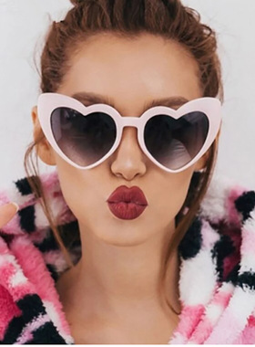 爱心眼镜女蹦迪网红欧美风太阳镜