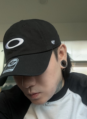 潮牌O字网红同款黑色刺绣棒球帽百搭软顶鸭舌帽可调节浅顶棒球帽