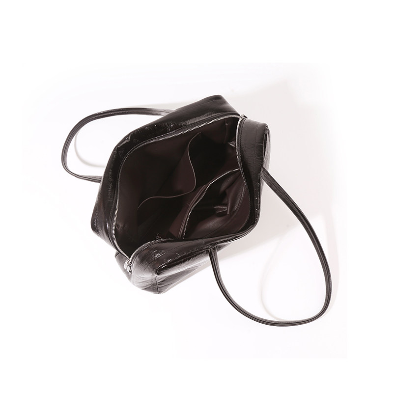 isolazy/“TR-Astra保龄球包”进口原厂皮 内里羊皮 手提单肩包,淘宝优惠券,粉丝福利购,淘宝优惠卷