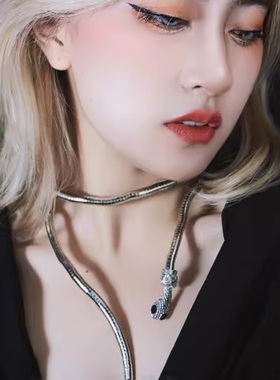 蜜恋蒂男女设计感蛇形项链