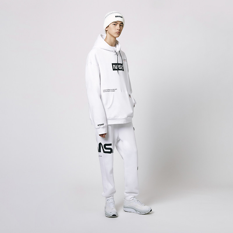 aape旗舰店男装nasa联名印花卫衣 Aape卫衣