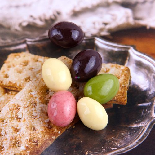 马来西亚原装进口零食beryls倍乐思多口味扁桃仁夹心巧克力豆罐装 - 图1