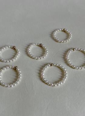 法式百搭温柔迷你施家珍珠戒指极细叠戴14K包金珠食指环尾戒