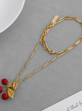 YS林涂釉樱桃项链新款爆款简约高级感小众小巧红色涂釉樱桃锁骨链