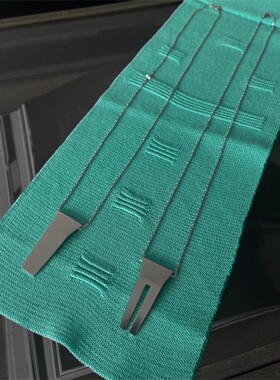 风格暗黑先锋秀款银色开叉牙齿项链logo几何挂坠链vibe机能配饰