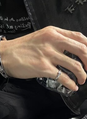 绷带系列尾戒男女设计师款冷淡风小指戒指小众高级感潮牌