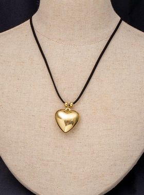 韩国fever同款爱心吊坠项链可调节长款复古高级感服装配饰毛衣链