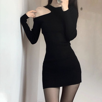 Black knit one-piece dress woman autumn and winter workout with long sleeves bottom sweater dress Shoulder Sexy Tight Body Wrap Hip dress