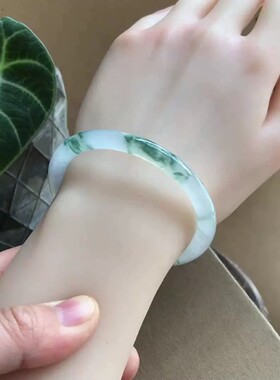 全新细圆条手镯天然冰透水润飘绿叮当镯冰种飘花玉镯