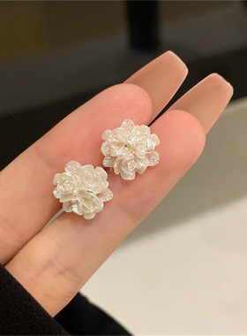 棉条虫女白色花朵耳环女