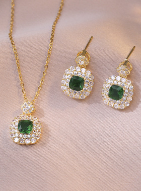 项链女网红祖母绿锆石几何小众新款设计吊坠气质套装钛钢项链