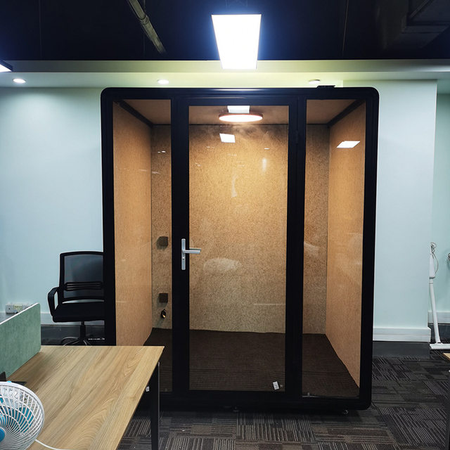 Home mobile detachable soundproofing room silent warehouse office telephone booth piano room live broadcast room recording studio sleeping cabin