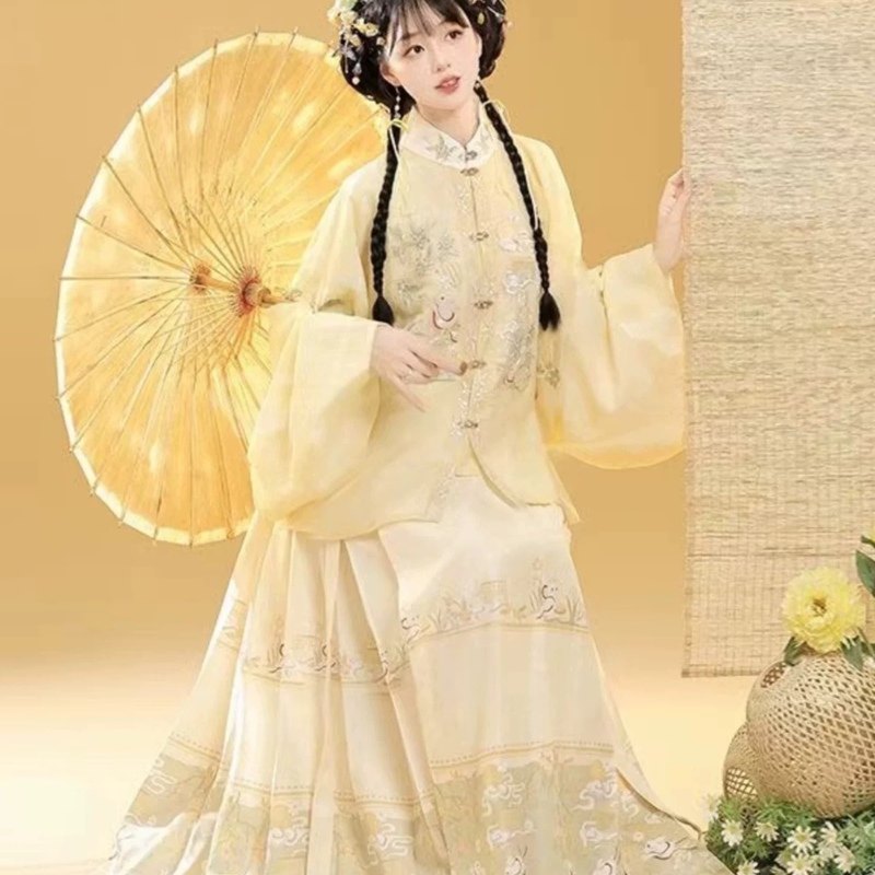 大码汉服女胖mm200斤桂花兔明制立领刺绣补服琵琶袖马面裙春秋款,淘宝优惠券,粉丝福利购,淘宝优惠卷