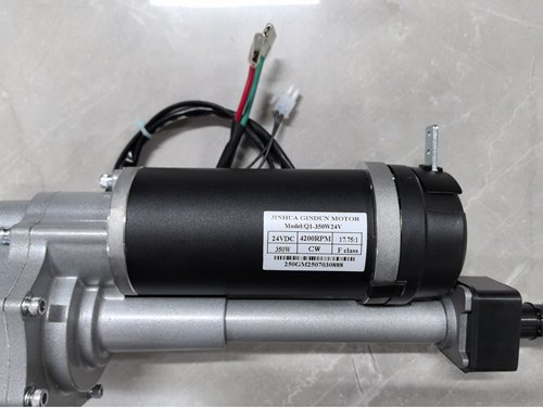 老年代步车电机马达后桥总成24V250W可以升级350W齿轮变速箱总成 - 图1