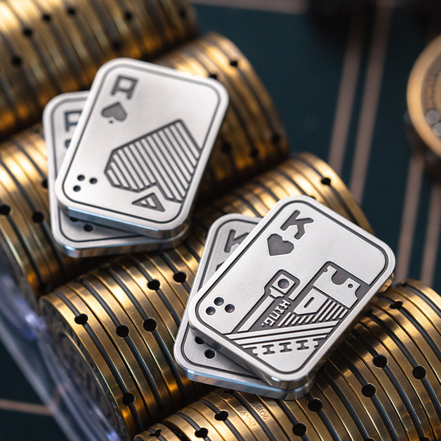 Decompression Toy PaPa Poker Push Card