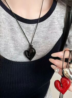 Red Heart Pendant Necklace Vintage 80s Aesthetic Love Inspir