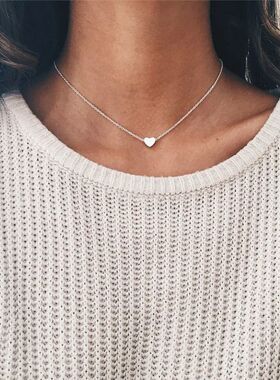 Fashion Tiny Heart Necklace for Women Short Chain Heart Shap