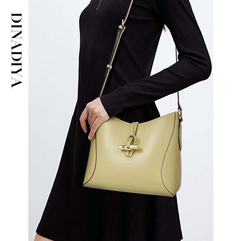 真皮女包2022新款高级感质感水桶包 迪娜迪亚水桶包