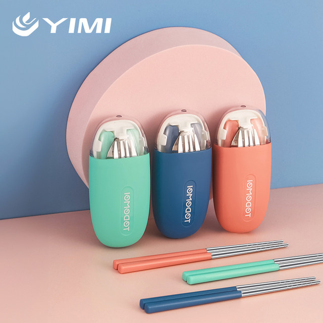 One person with chopsticks and spoon set portable tableware set