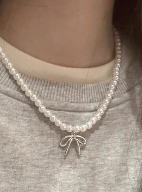 韩国ins设计师款 蝴蝶结珍珠项链轻奢高级感锁骨链小众颈链女款
