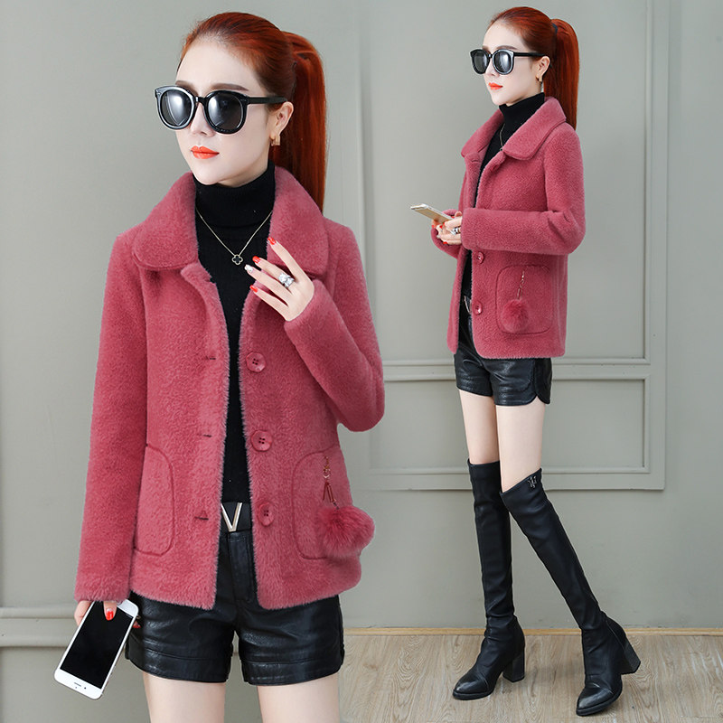 小个子黄金水貂绒女士2020年短外套 梦思城短外套