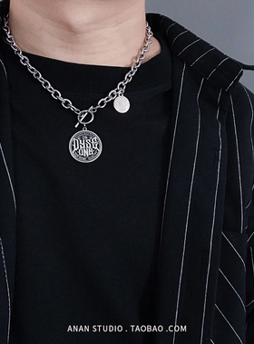 暗黑街头风嘻哈字母吊坠粗项链