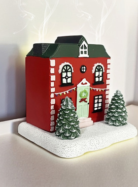跨境新款圣诞红房子带圣诞树的香炉家居客厅卧室桌面节日装饰品