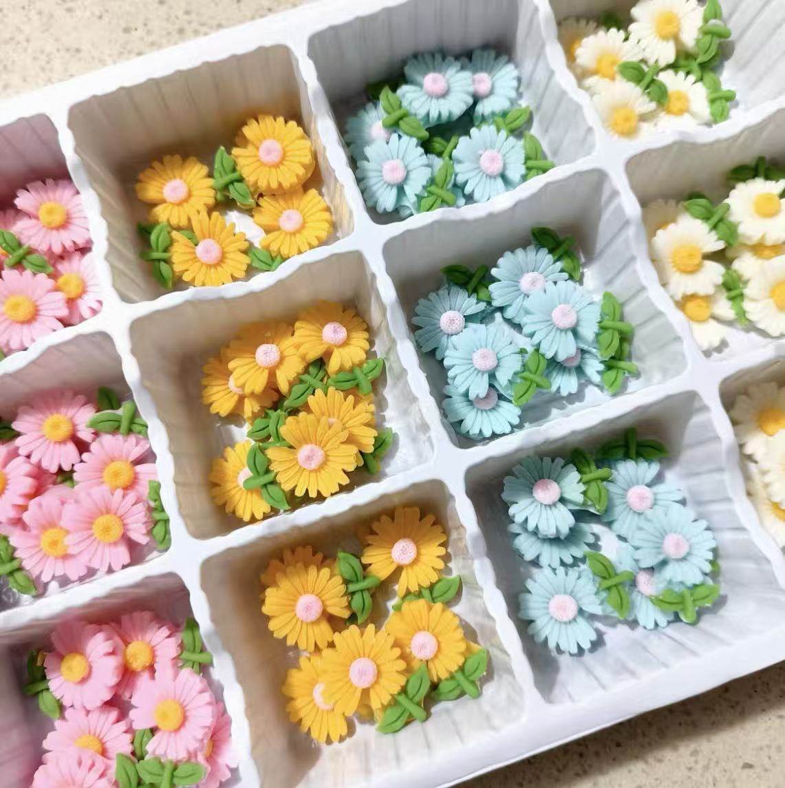 向日葵立体雏菊小花生日蛋糕摆件成品彩色花朵烘焙甜品配件插件,淘宝优惠券,粉丝福利购,淘宝优惠卷
