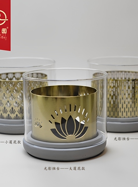 自在园水泥底座莲花光影