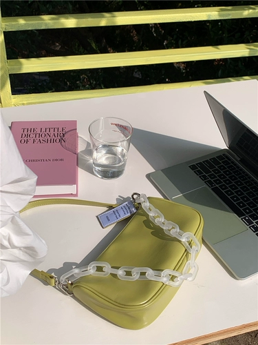 Весенняя летняя брендовая небольшая дизайнерская сумка подмышку, ремешок для сумки на одно плечо, изысканный стиль, простой и элегантный дизайн