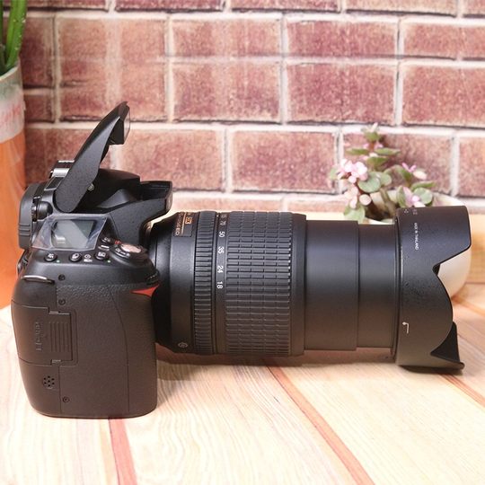 Special offer Nikon/Nikon D90 SLR digital camera