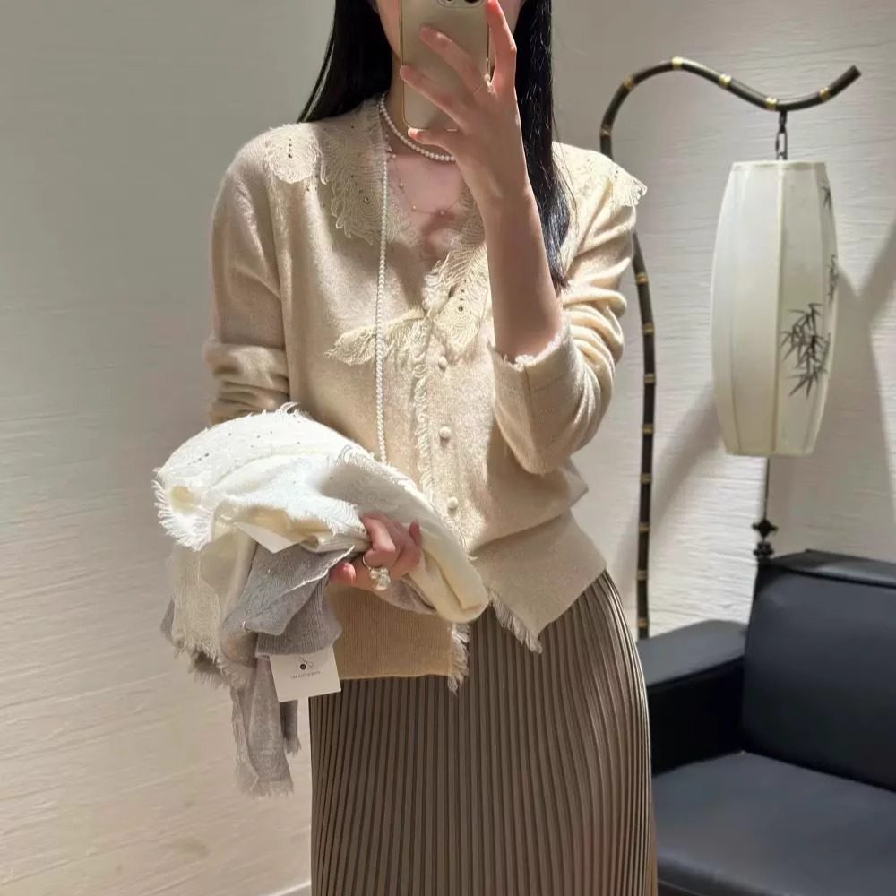 100%山羊绒毛衣欧洲站2025秋季新款重工蕾丝亮片V领羊毛针织开衫,淘宝优惠券,粉丝福利购,淘宝优惠卷