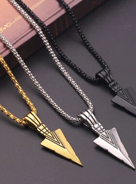 Men's Design Matte Black Long Necklace with Arrow Pendant Je