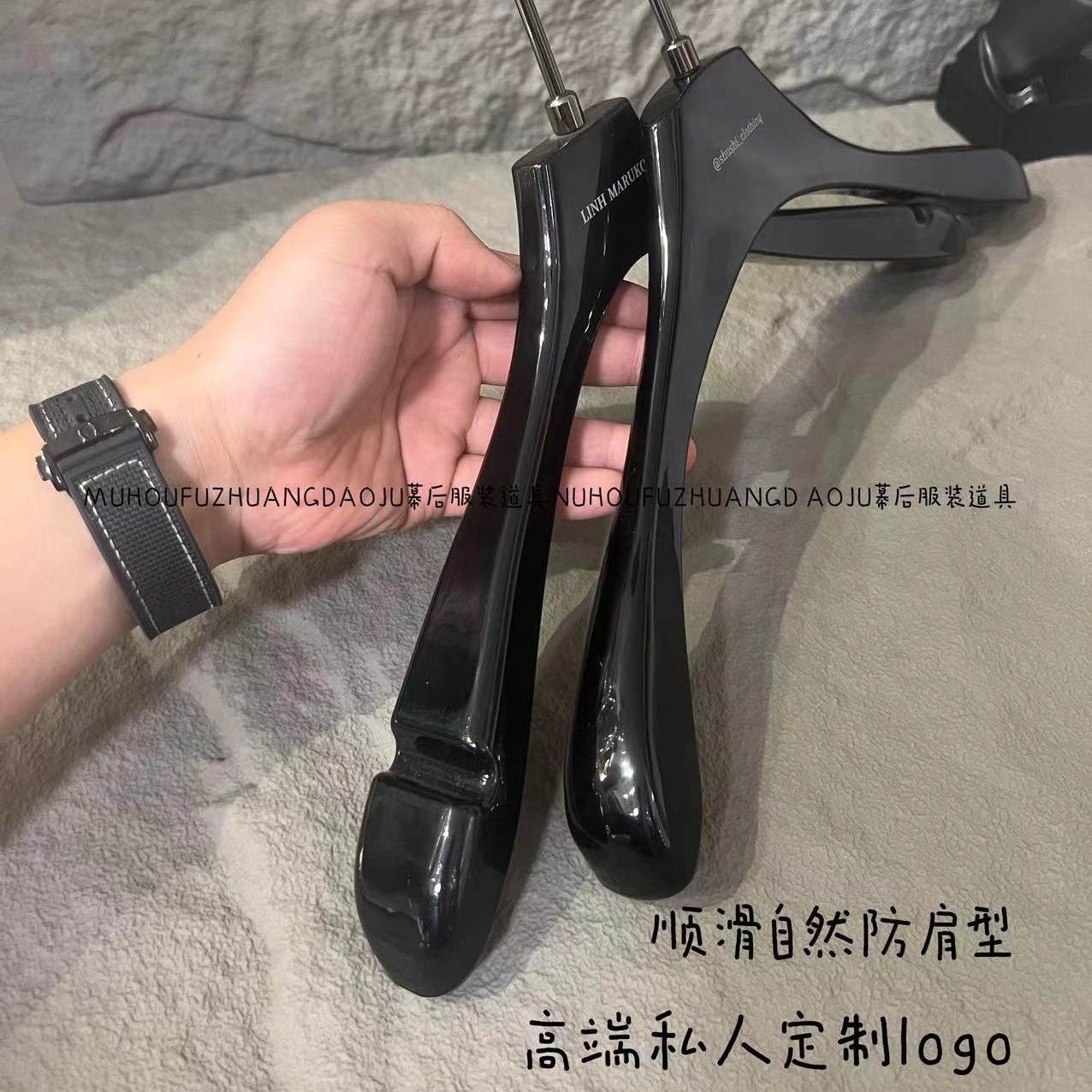 女装黑色水晶亚克力衣架服装店专用衣撑高端轻奢防滑裤夹定制logo - 图0