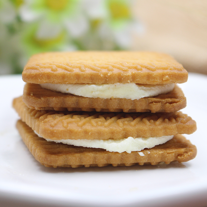 金钟山椰奶夹心饼花生味夹心饼干办公室休闲下午茶小吃零食散装