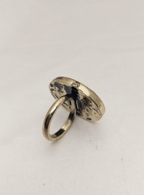 小众设计法式复古花朵卡梅奥树脂