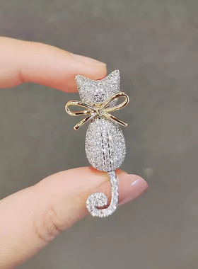 日韩可爱小猫胸针高档女个性动物胸花防走光别针毛衣大衣西装配饰