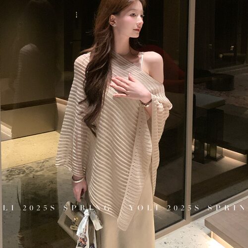 YOLI 张宥利「云珀谧光」  大女主针织防晒披肩夏季镂空罩衫外搭 - 图0