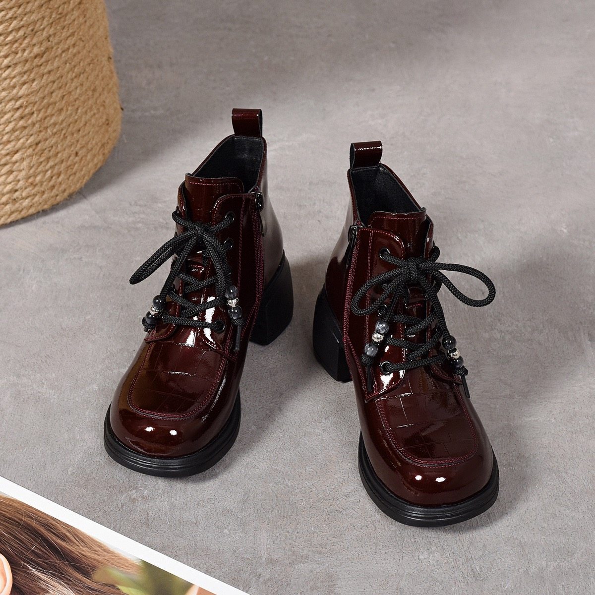 漆皮短靴真皮粗跟时尚裸靴秋冬季加绒英伦风亮皮靴子软底百搭皮靴,淘宝优惠券,粉丝福利购,淘宝优惠卷