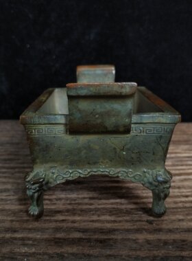 铜合金关公狮子复古怀旧风香炉