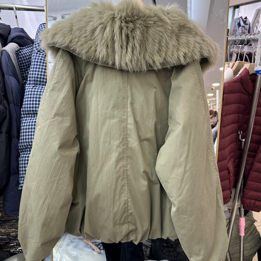 小艺欧货女装2025冬季狐狸毛领鹅绒服短款宽松保暖白鹅绒外套722H - 图3