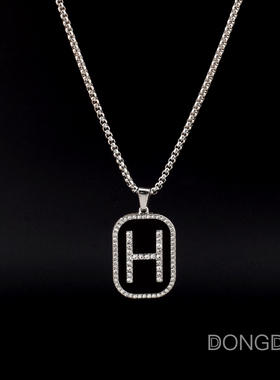 吊坠男女款满钻镶嵌字母项链配饰