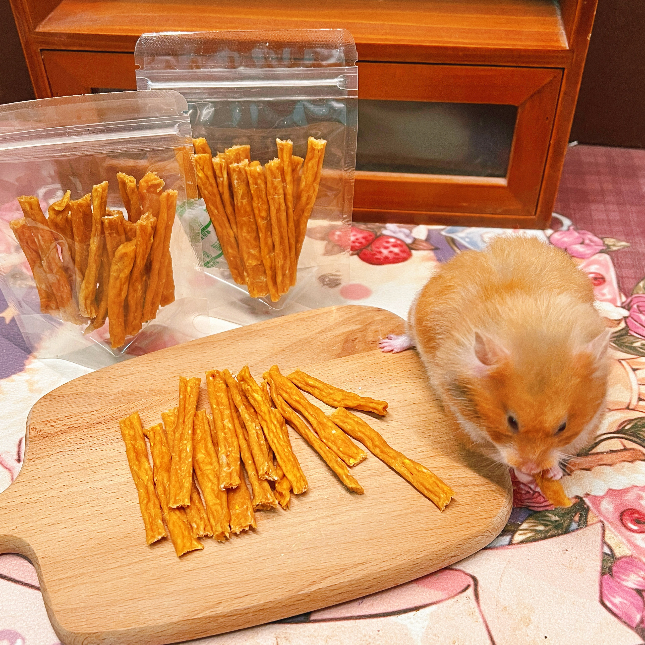 【DKJESSI】蛋黄鸡肉磨牙棒仓鼠金丝熊零食磨牙饼无添加长肉花枝,淘宝优惠券,粉丝福利购,淘宝优惠卷