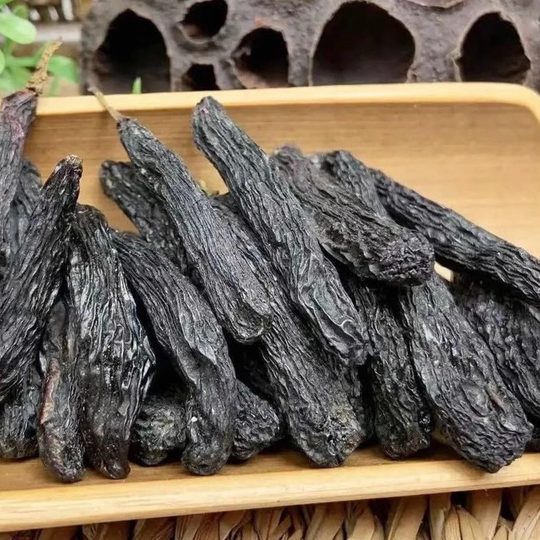 Синьцзянский фирменный супер большой красивый сапфировый изюм на пальце