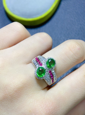 轻奢小众设计款天然沙弗来戒指s925纯银精工镶嵌高级感拉满