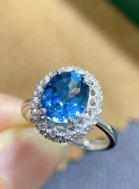 蓝宝石戒指女款活圈925纯银女戒镀18K白金钻戒托帕石