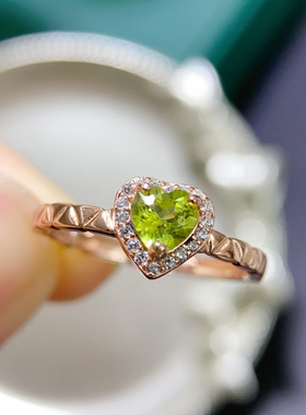 天然橄榄石戒指925纯银镶嵌双色电镀工艺玫瑰金色 主石尺寸5*5mm