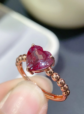 绝美亚历山大戒指阳光下呈绿色至蓝绿色S925银精工镶嵌主石8*8mm